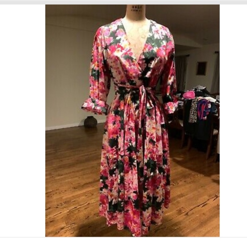 NWT ZARA SS19 FLORAL PRINTED DRESS WITH BELT